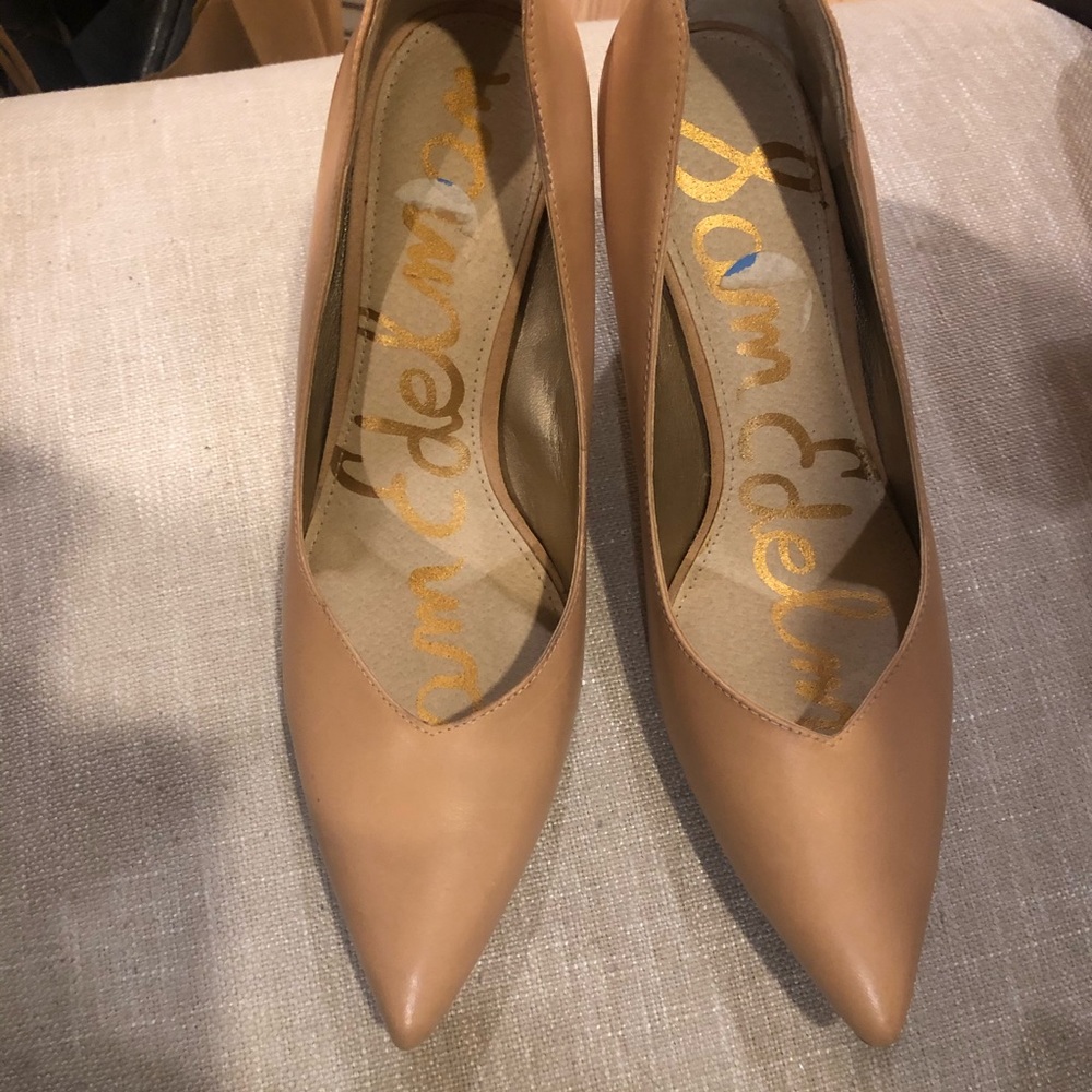 Sam Edelman nude heels